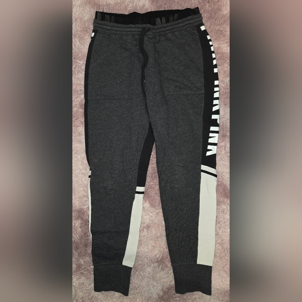 Medium - PINK by VS joggers
